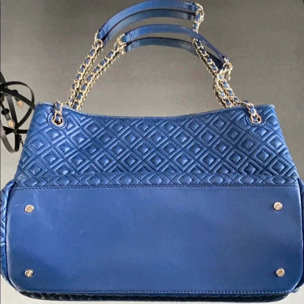 Tory Burch Quilted Diamond Tote - Navy Blue